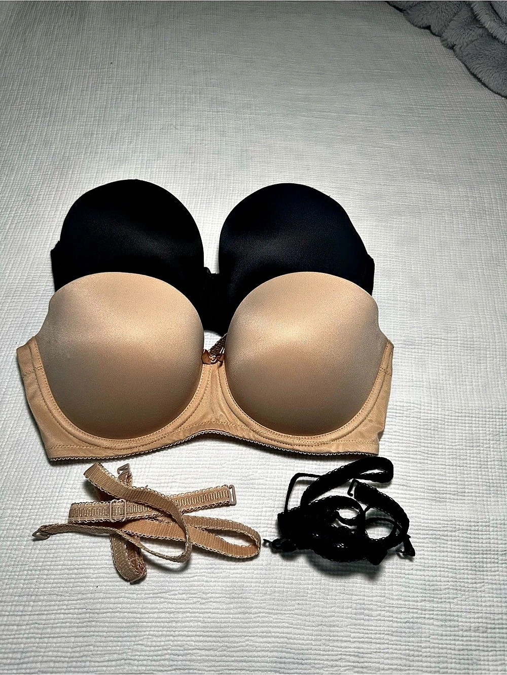 2 Freya Deco Strapless Bras 30DDD Nude & Black EUC